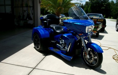 Custom Trike- Airbrushed graphics and hand painted pinstripes